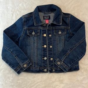 The Children’s Place little girls size 5T Denim Jacket.
